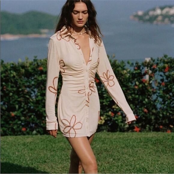 With Jean Andy Dress Chalk and Flowers - Picture 1 of 10